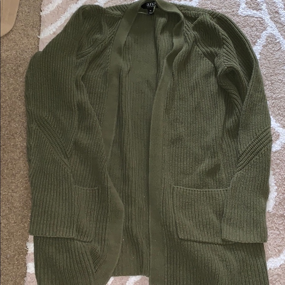 Open Cardigan - Picture 2 of 4